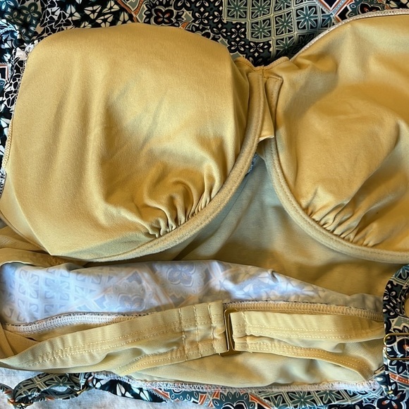 Swimsuits for all Crest Tie Front Underwire Swimdress - Picture 9 of 14